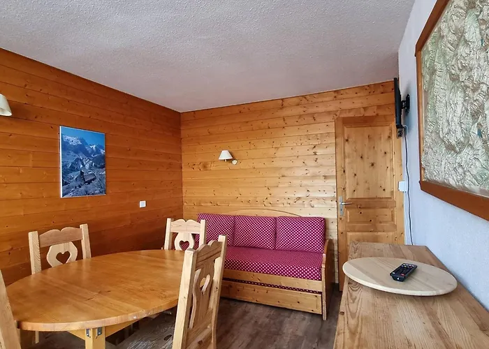 Apartamento 3 Pieces Au Pied Des Pistes, Balcon, 7 Personnes - Fr-1-351-61