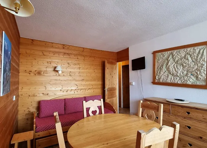 3 Pieces Au Pied Des Pistes, Balcon, 7 Personnes - Fr-1-351-61 * La Plagne